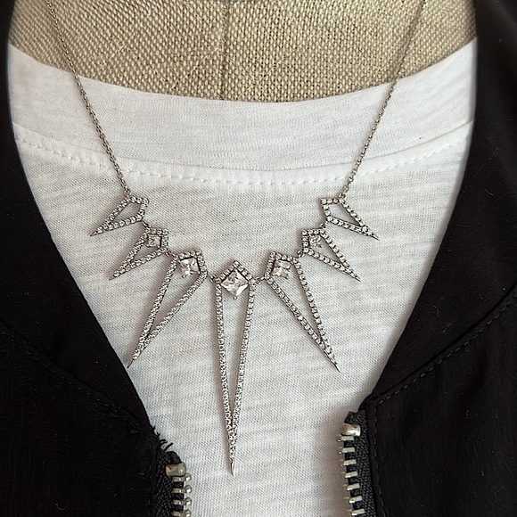 Gorgeous Deco Inspired .925 Sterling Silver & Cubic Statement Necklace - Picture 1 of 5